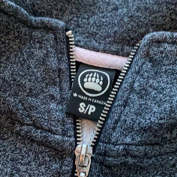 Muskoka Bear Wear Sweater - Picture 3 of 4